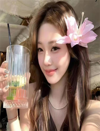 后现代的毒妃进阶录我的最爱同类型作品对比划时代的：风格差异与特色比较